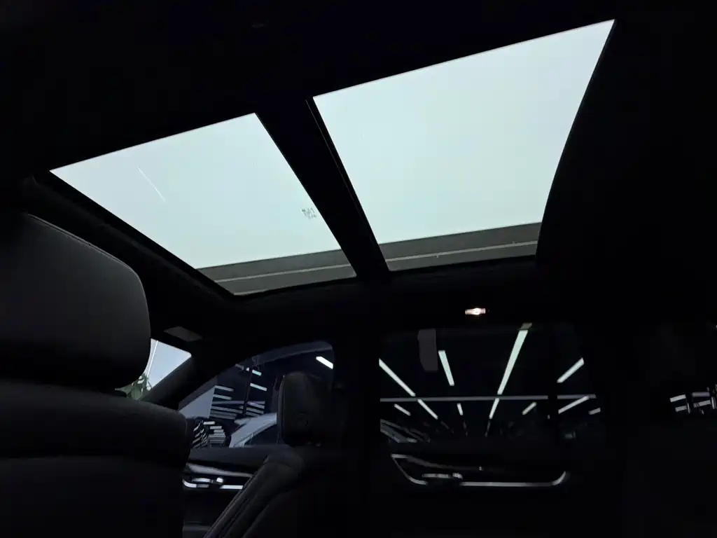 Cadillac XT6 — миниатюра 10