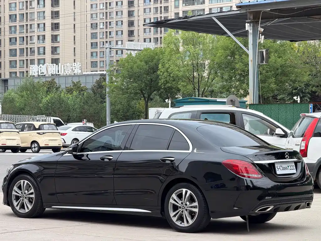 Mercedes-Benz C-Class — миниатюра 6