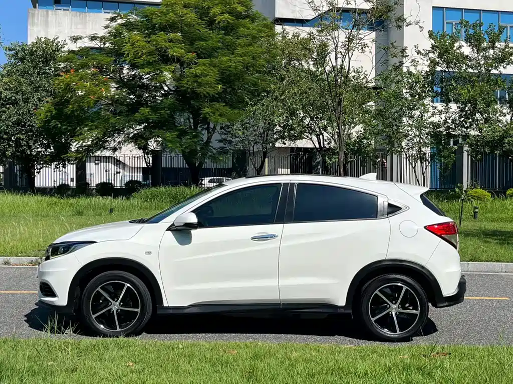 Honda Vezel — миниатюра 7
