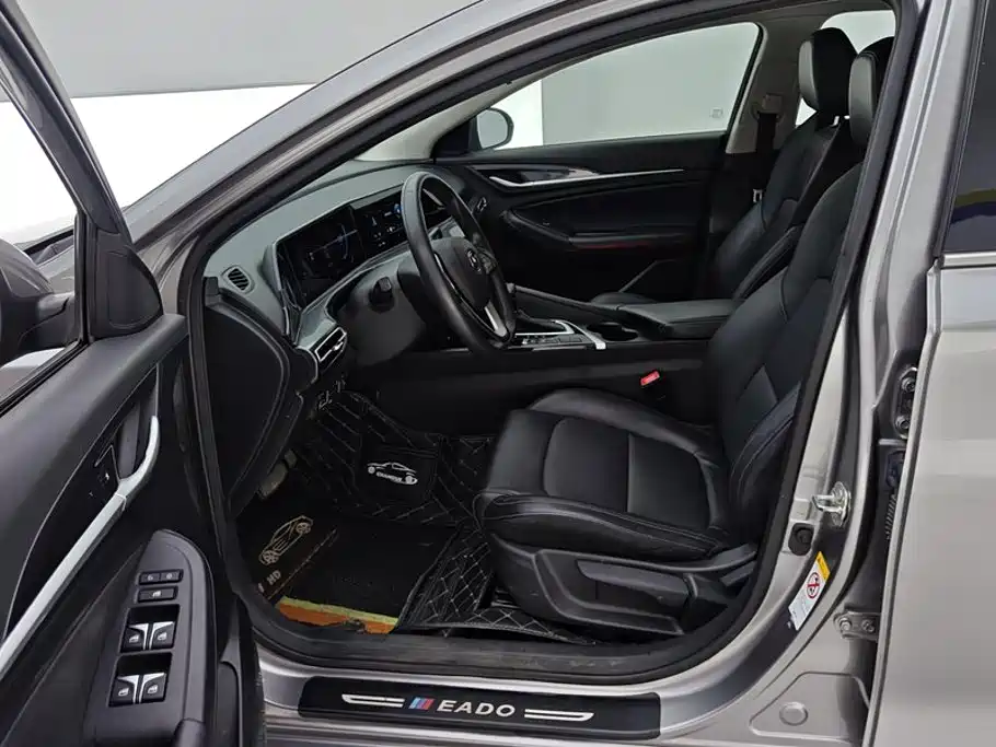 Changan Eado — миниатюра 9