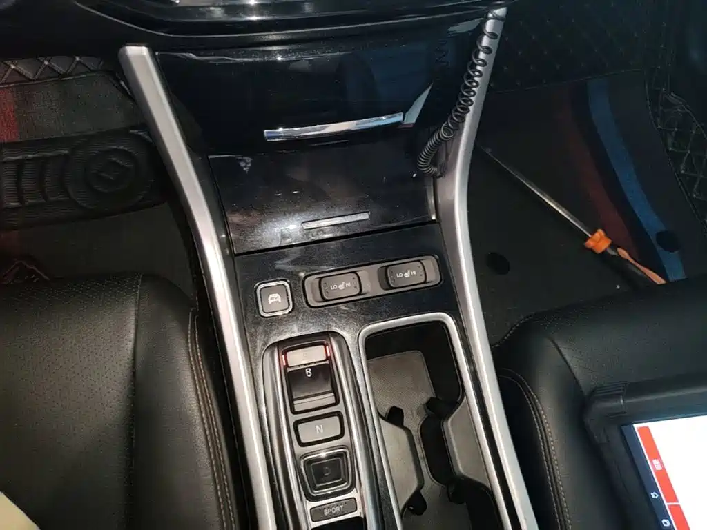 Honda Accord — миниатюра 14