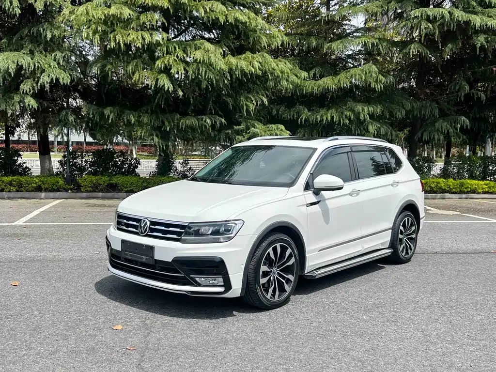 Купить Volkswagen Tiguan L