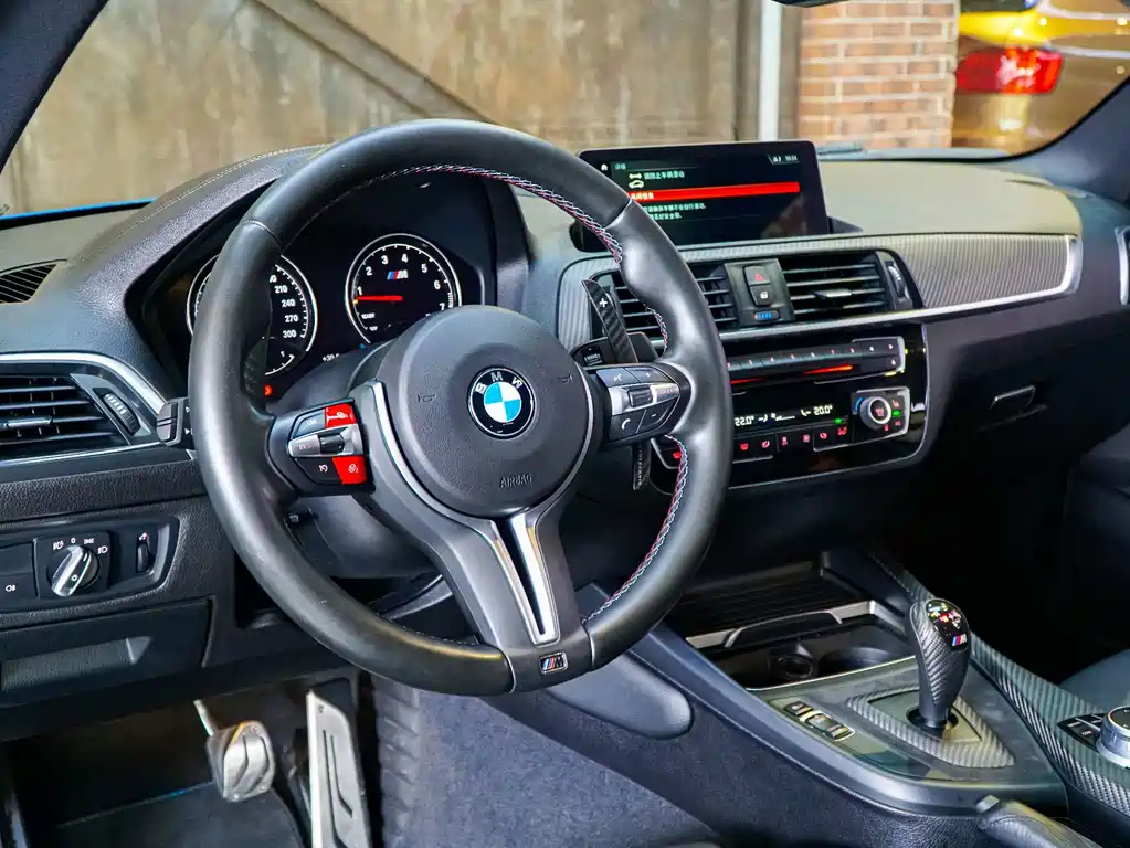 BMW M2 — миниатюра 4