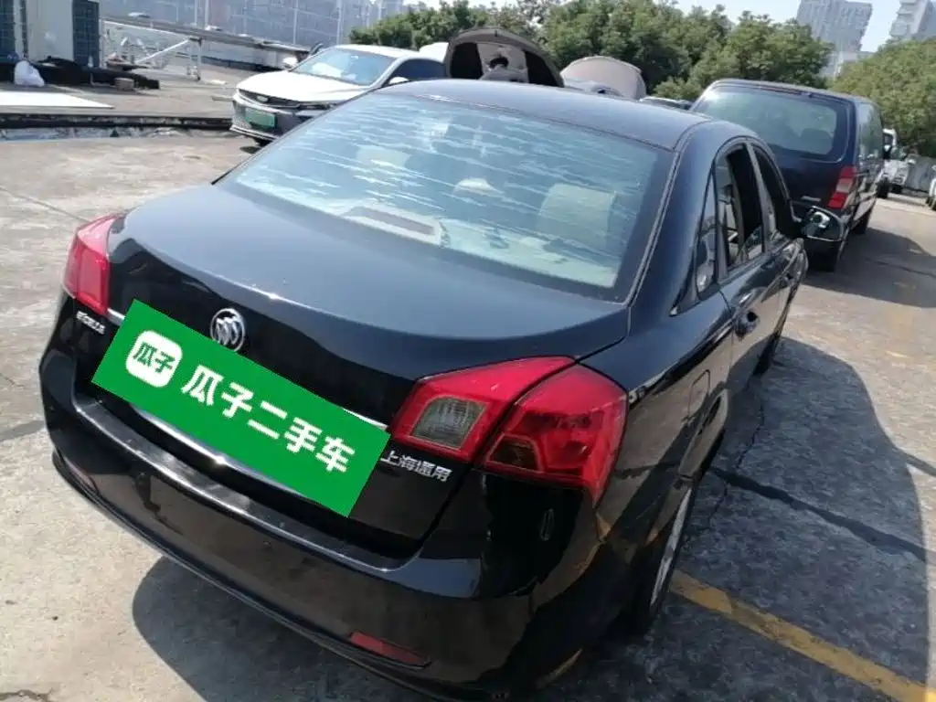 Buick Excelle — миниатюра 7