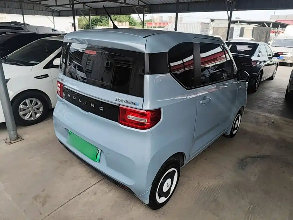 Wuling MINIEV — миниатюра 7