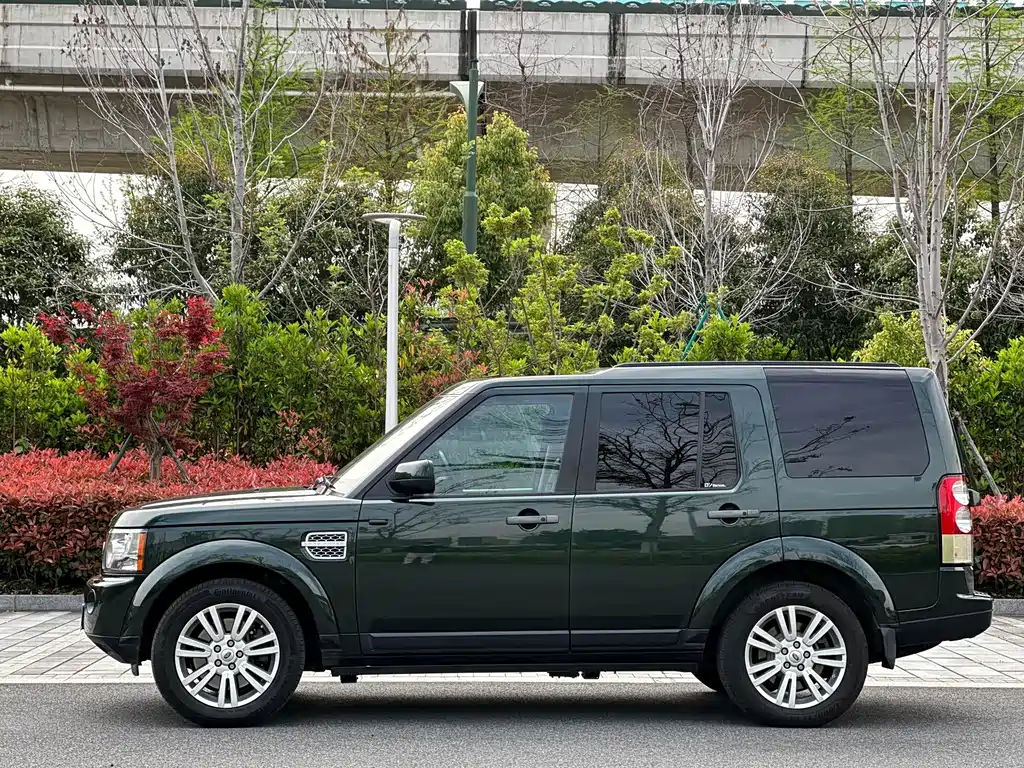Land Rover Discovery — миниатюра 7