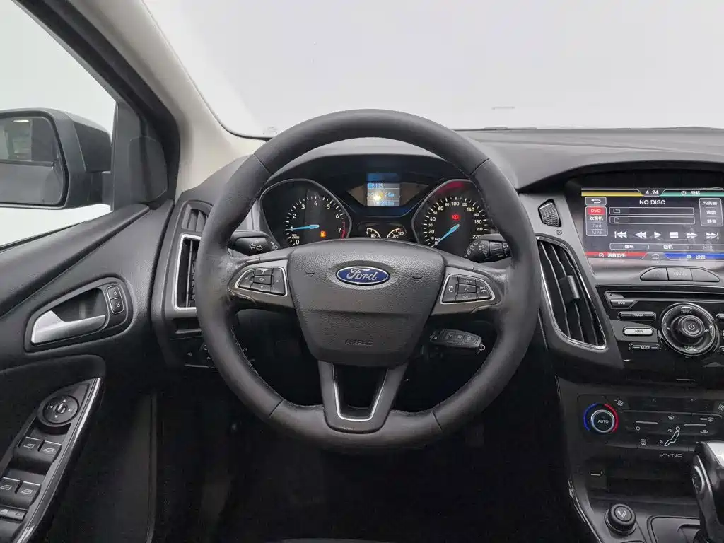 Ford Focus — миниатюра 11