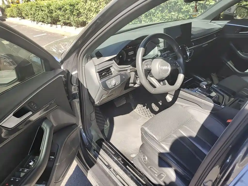Audi A4L — миниатюра 12