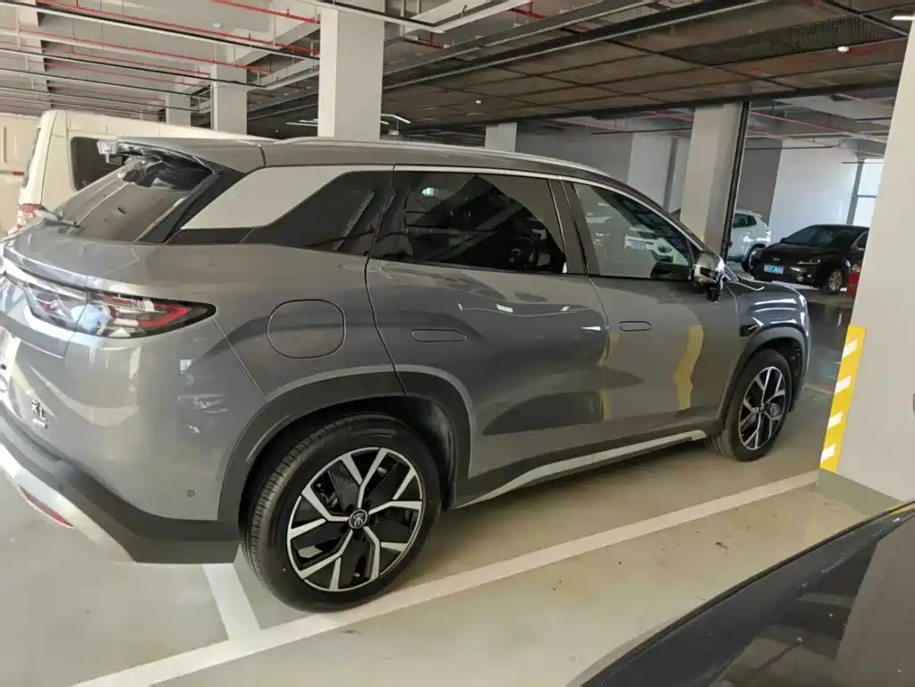 BYD L DM-i — миниатюра 9