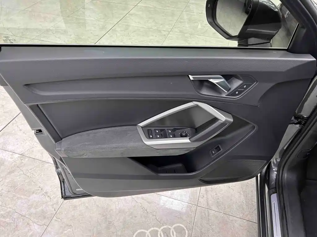 Audi Q3 — миниатюра 15