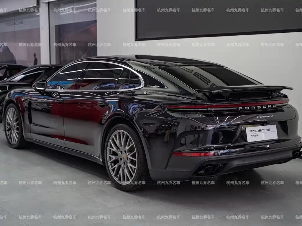 Porsche Panamera — миниатюра 5