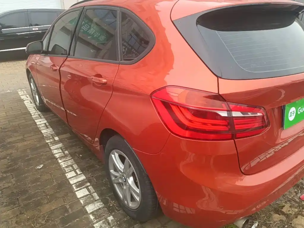 BMW 2 Series Active Tourer — миниатюра 5