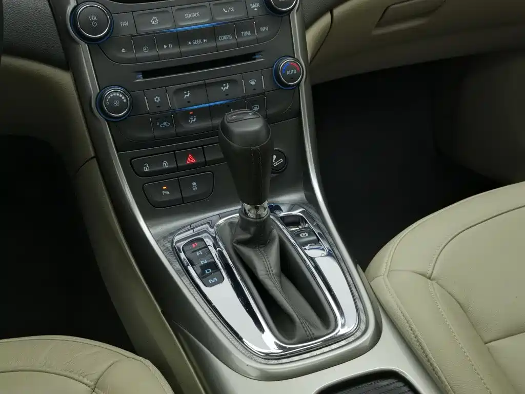 Chevrolet Malibu — миниатюра 13