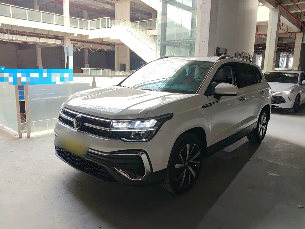 Volkswagen Tharu — миниатюра 2