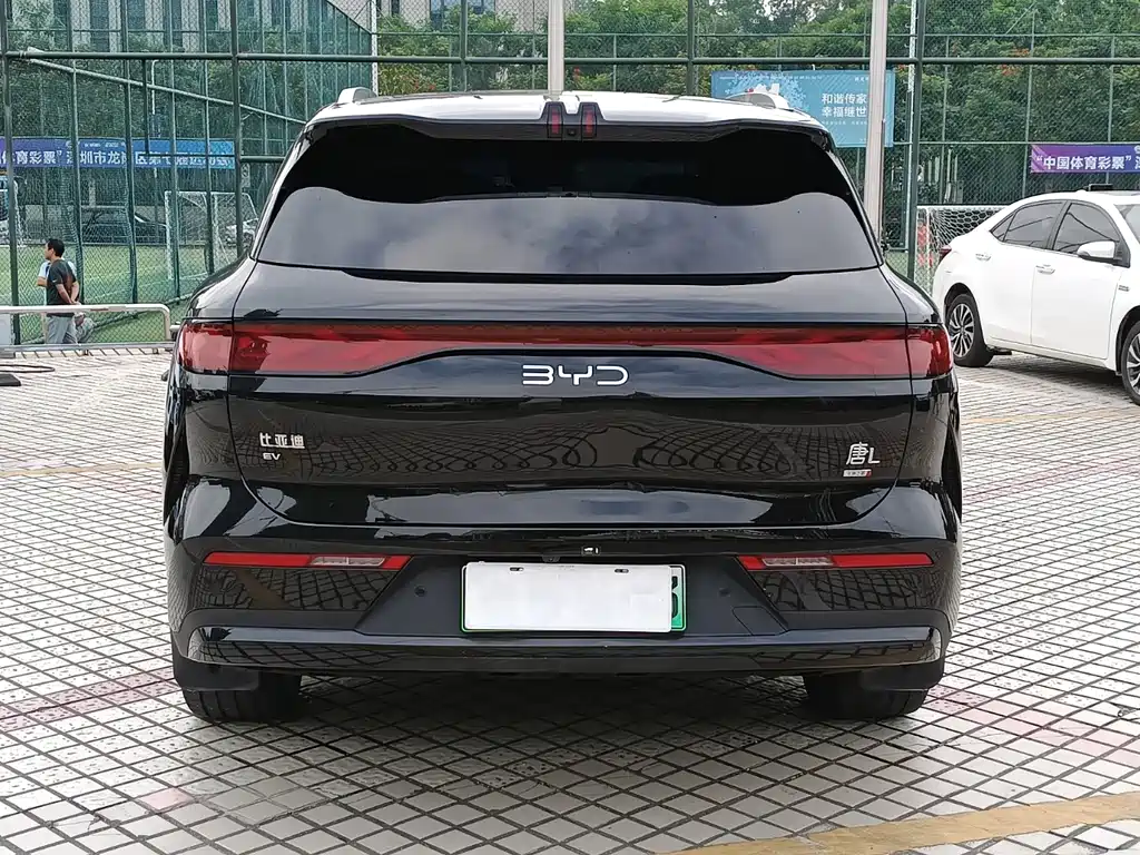 BYD Tang L — миниатюра 4