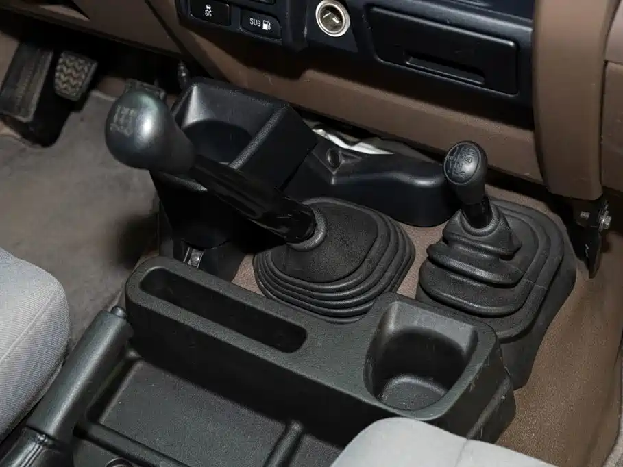 Toyota Land Cruiser — миниатюра 15