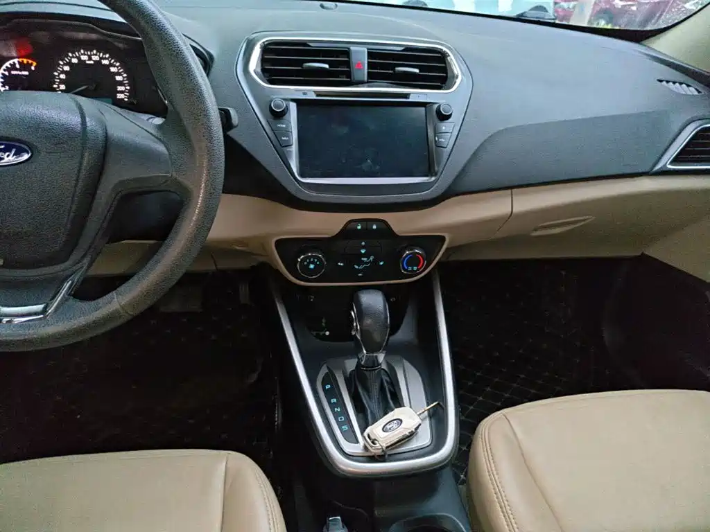 Ford Escort — миниатюра 13