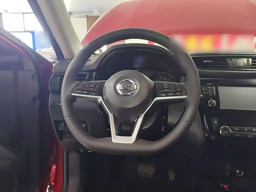 Nissan X-Trail — миниатюра 11