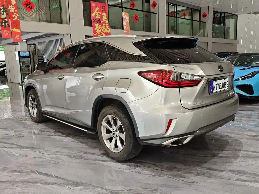 Lexus RX — миниатюра 7