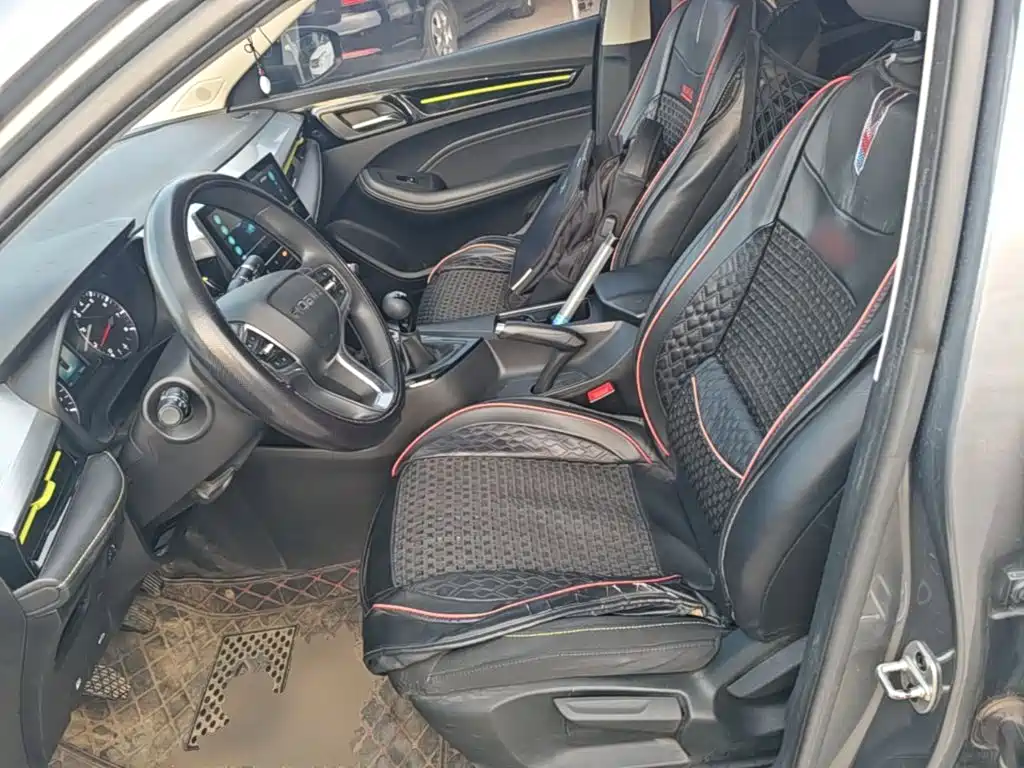 Roewe i5 — миниатюра 15