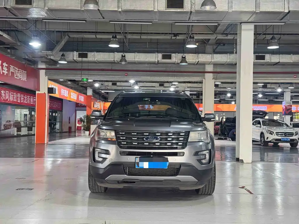 Ford Explorer (Import) — миниатюра 2
