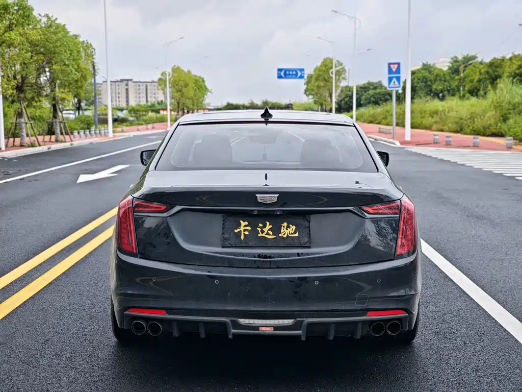 Cadillac CT6 — миниатюра 8