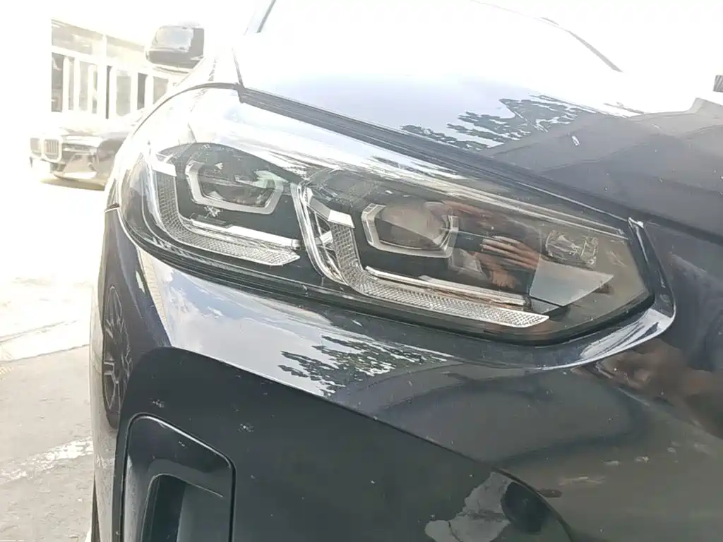 BMW X3 — миниатюра 11
