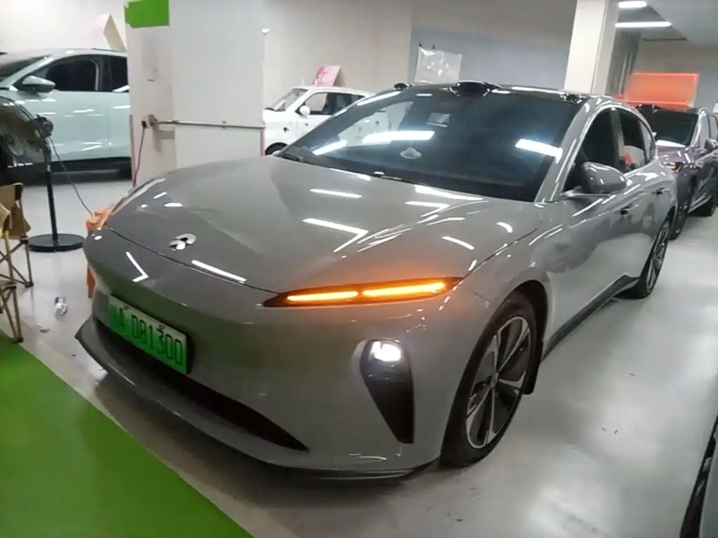 NIO ET5T — миниатюра 2