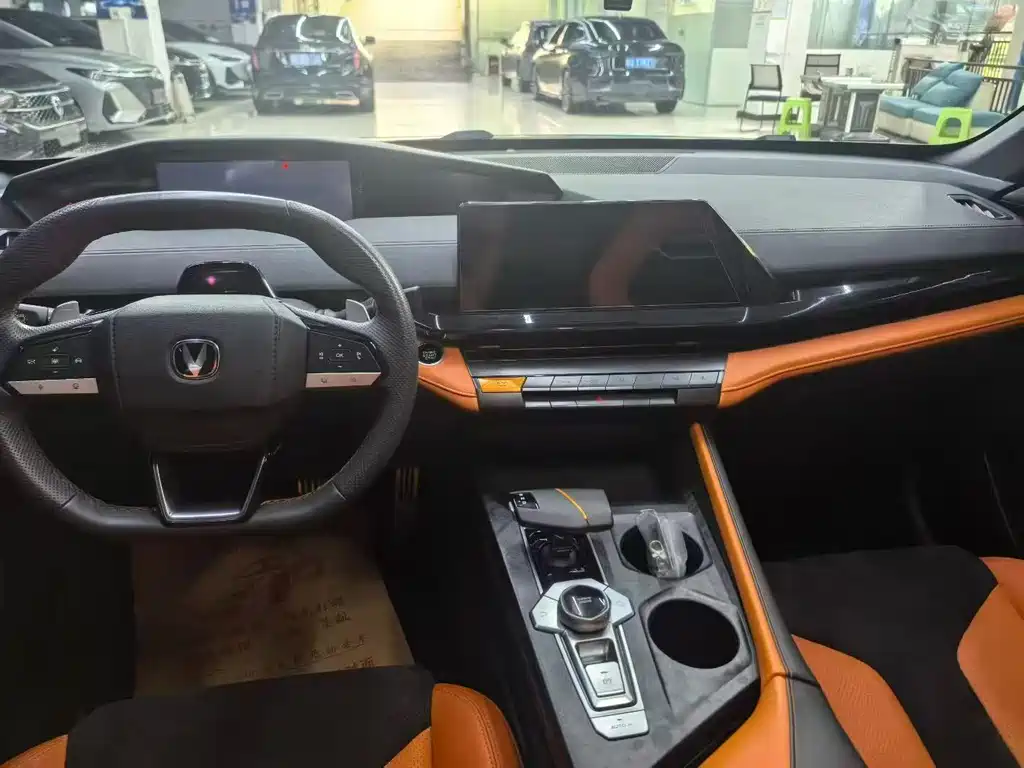 Changan UNI-V — миниатюра 5