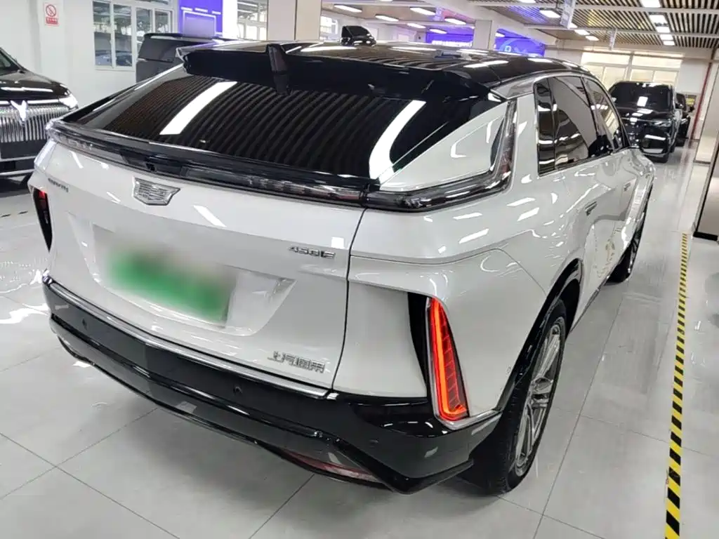 Cadillac Lyriq — миниатюра 7