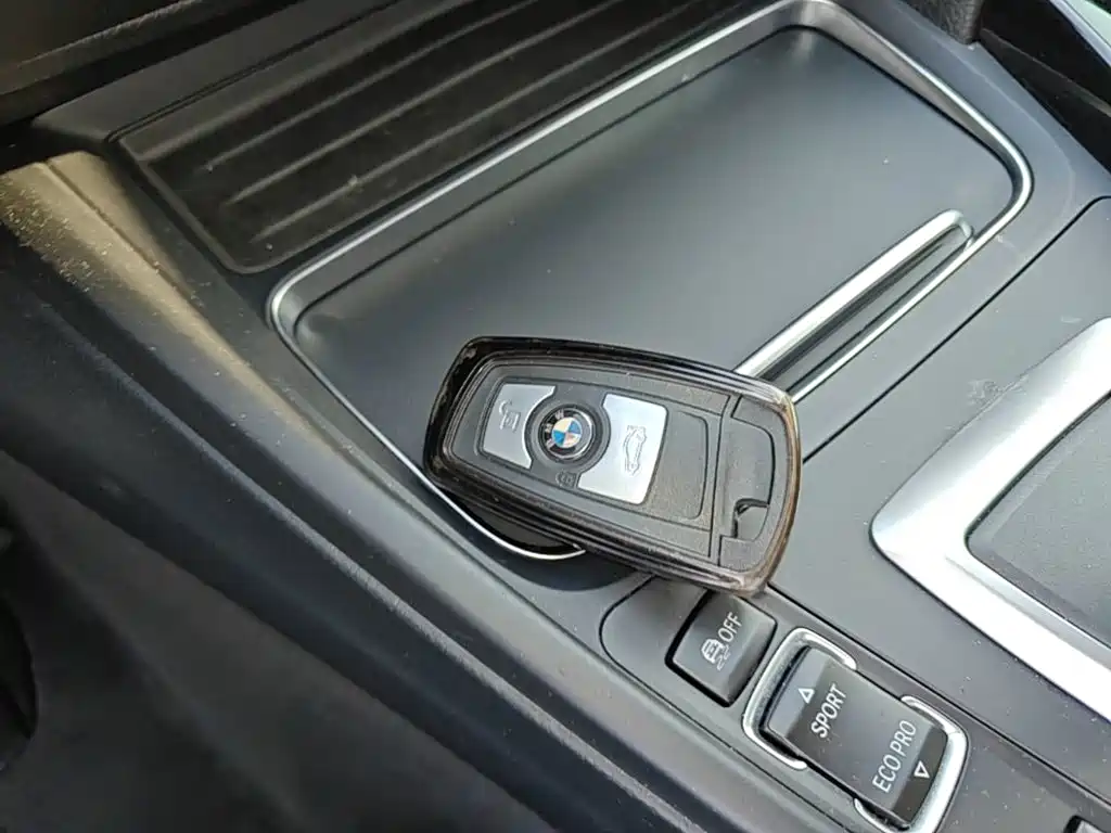 BMW 3 Series — миниатюра 9