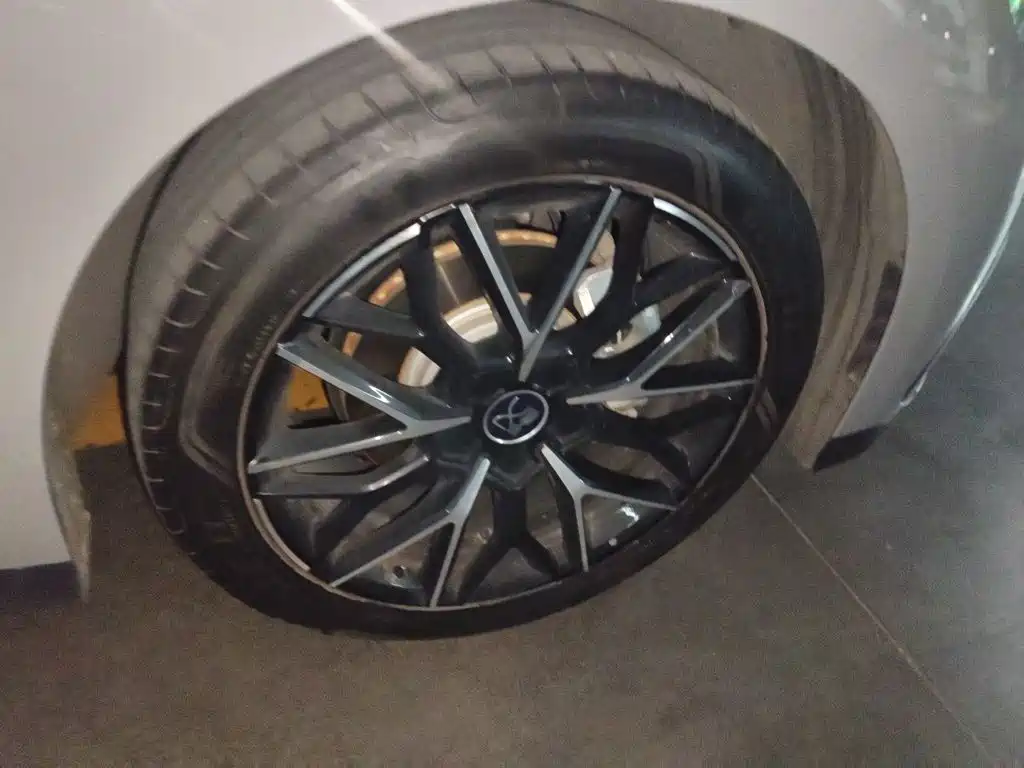 BYD Han — миниатюра 25