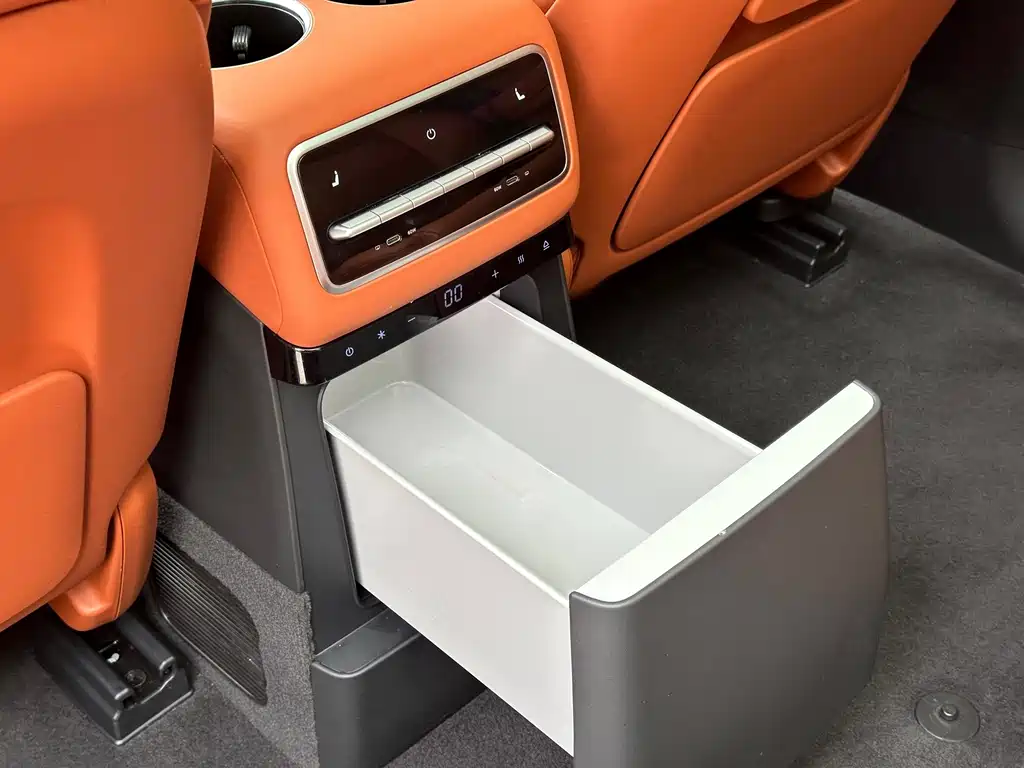 Li Auto Li L9 — миниатюра 21