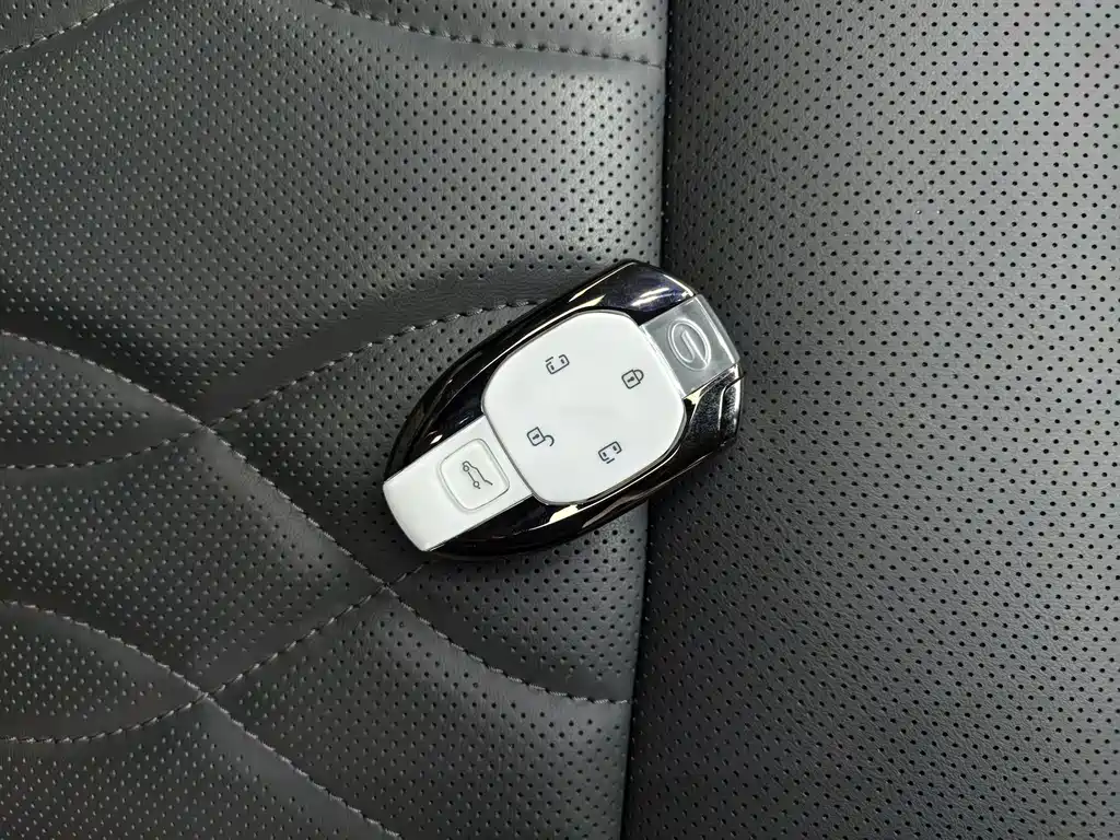 GAC Motor Trumpchi M8 — миниатюра 6