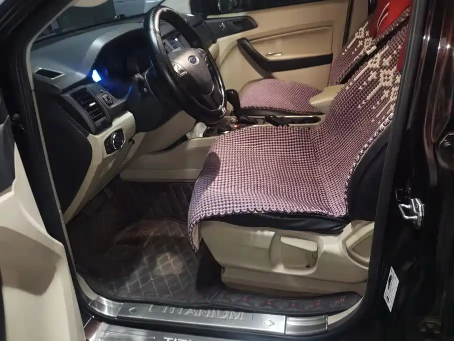 Ford Everest — миниатюра 9