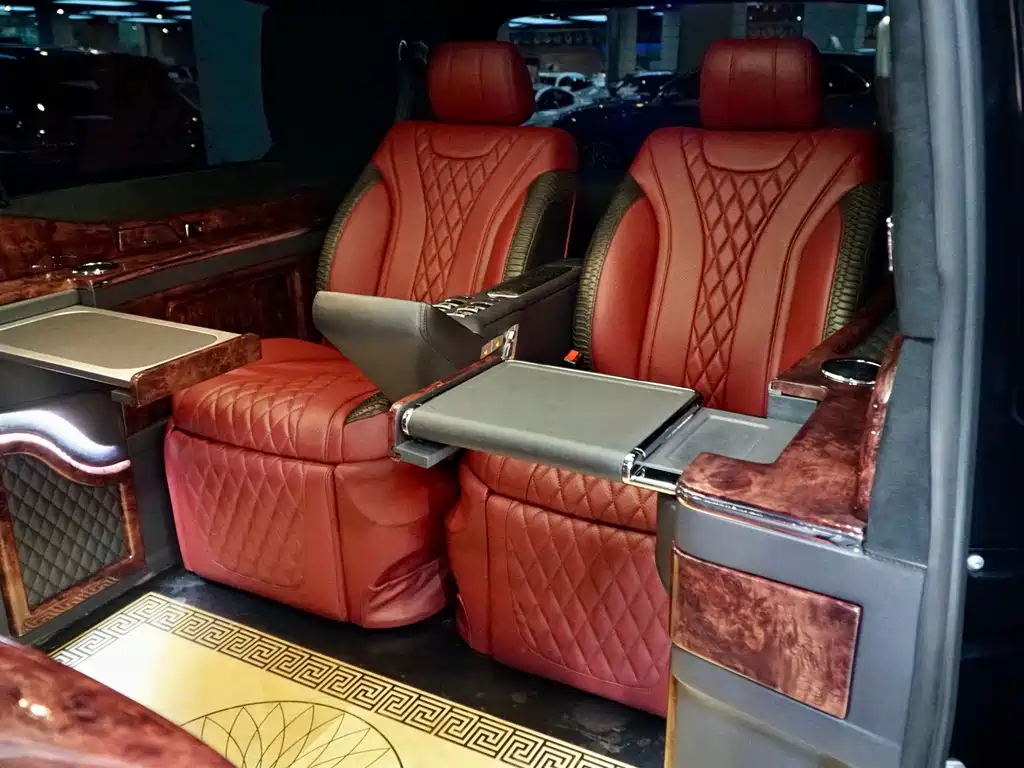 Mercedes-Benz V-Class — миниатюра 11