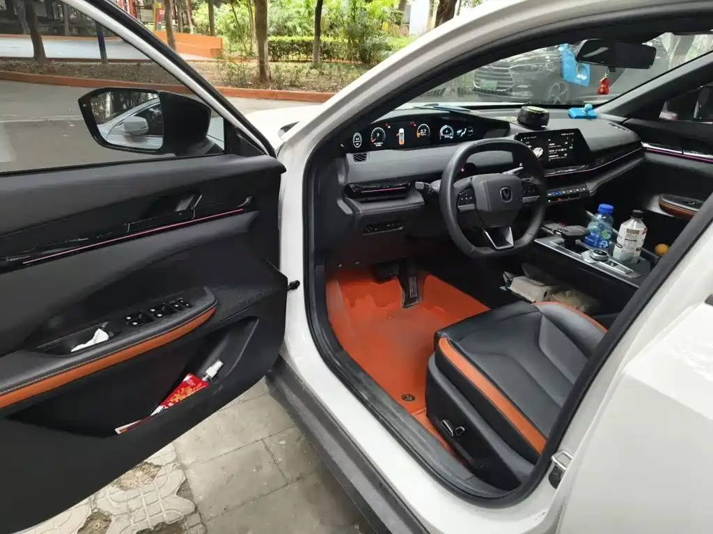 Changan UNI-V — миниатюра 12