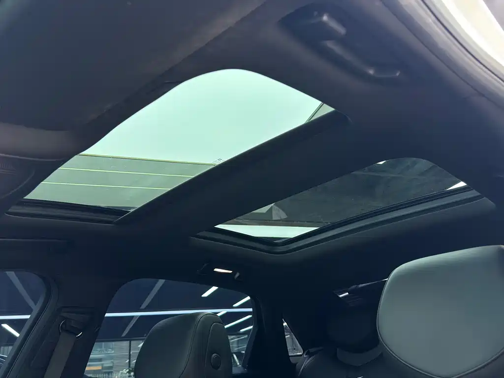 Cadillac CT6 — миниатюра 13