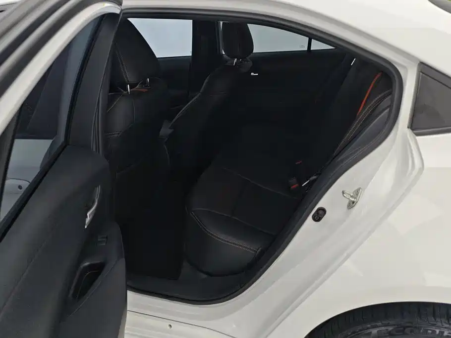 Toyota Corolla — миниатюра 11