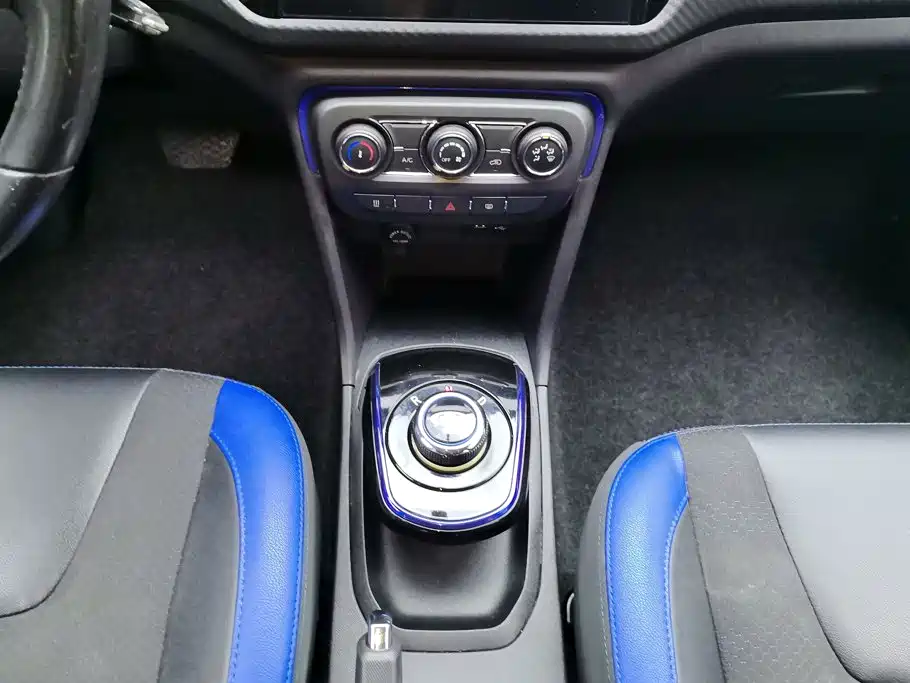 Chery New Energy Tiggo 3xe — миниатюра 16