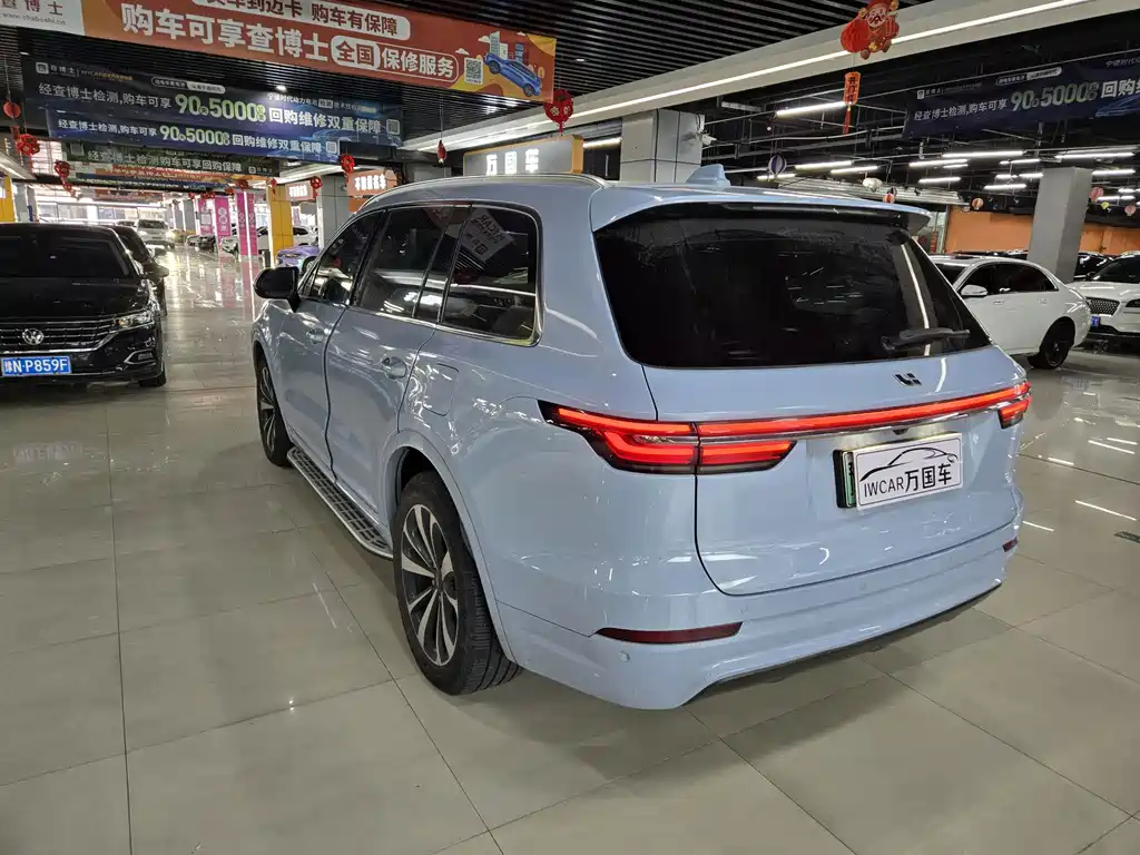Li Auto Li ONE — миниатюра 9
