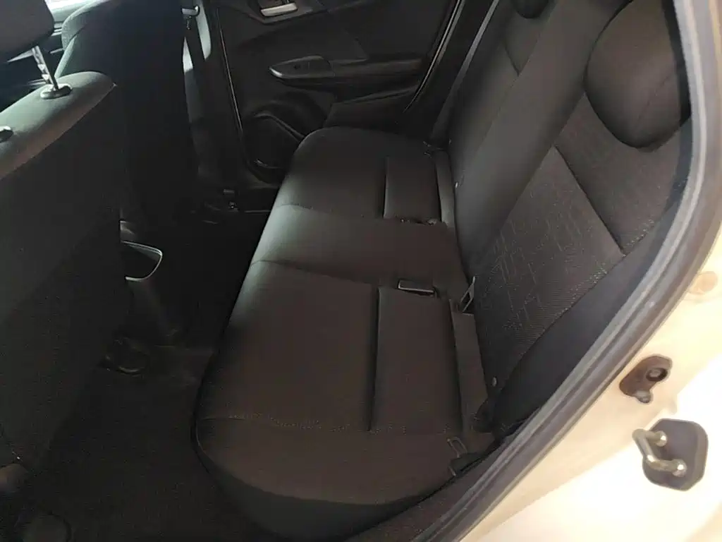 Honda Fit — миниатюра 17