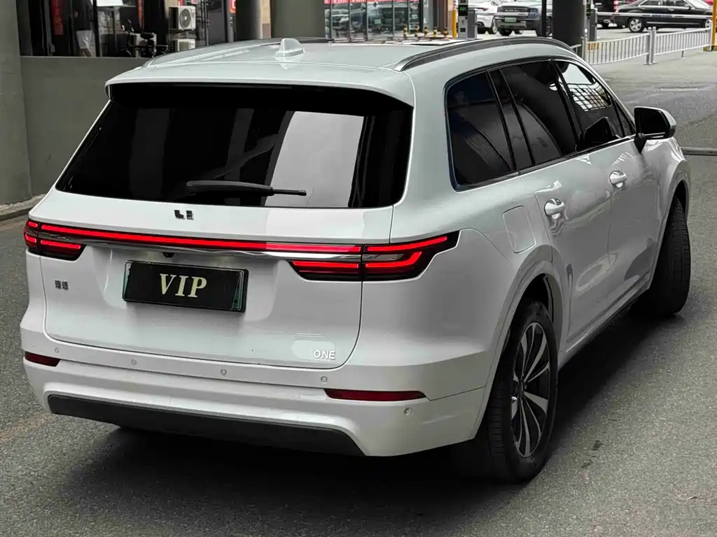 Li Auto Li ONE — миниатюра 4