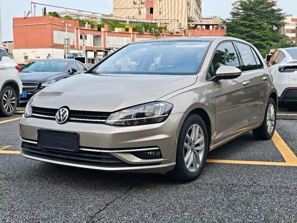 Volkswagen Golf — миниатюра 2