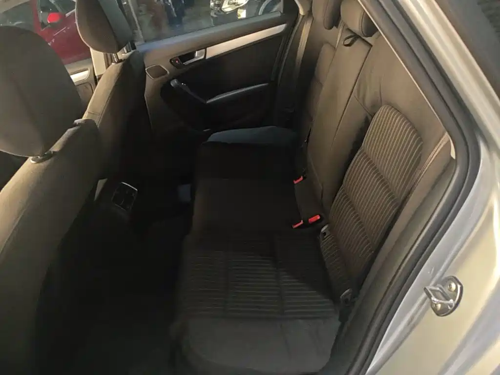 Audi A4L — миниатюра 17