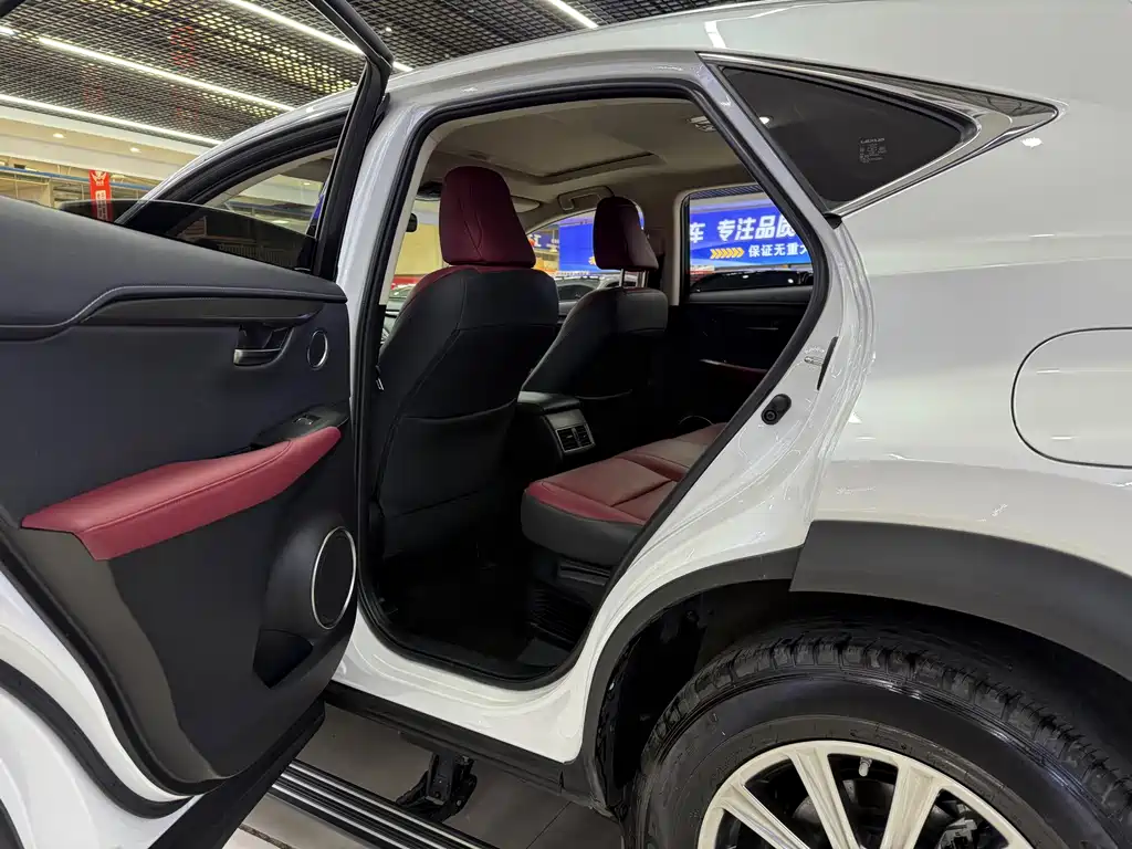 Lexus NX — миниатюра 7