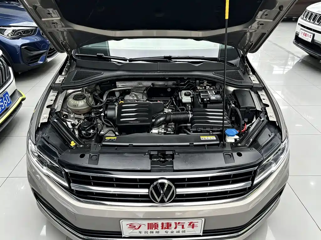 Volkswagen Bora — миниатюра 20