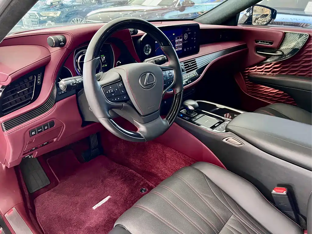 Lexus LS 2021 500h Executive