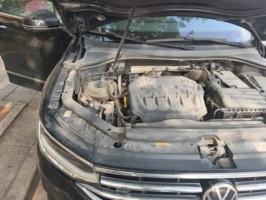 Volkswagen Tiguan L — миниатюра 20