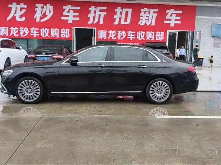 Mercedes-Benz E-Class — миниатюра 3